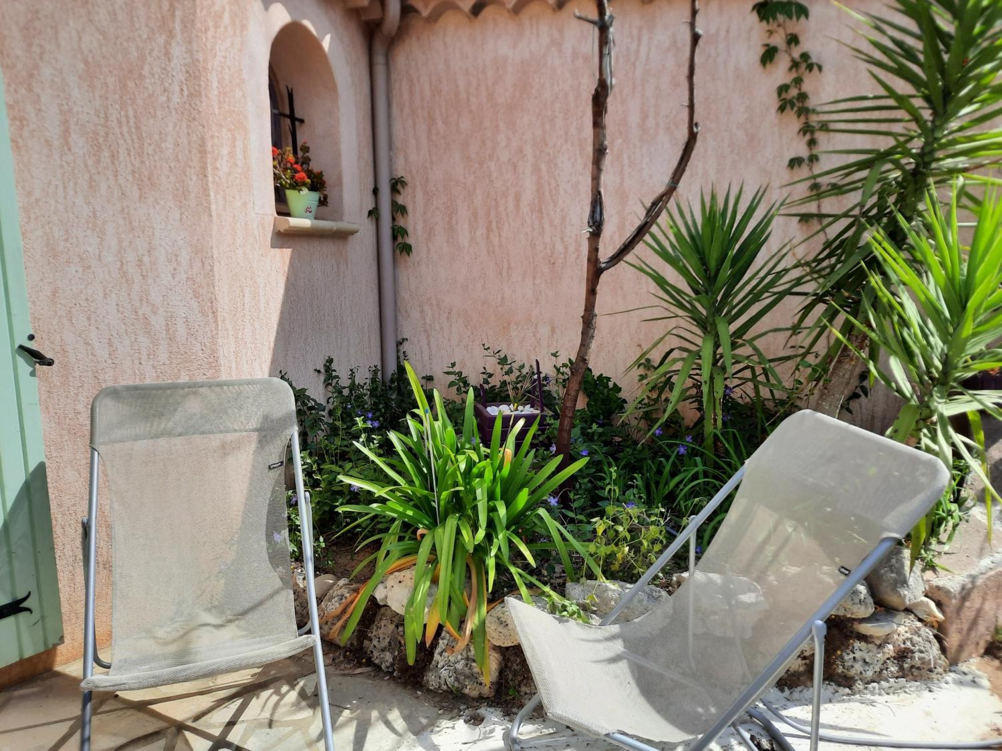 Bed and Breakfast Louminai Donzère Exterior foto