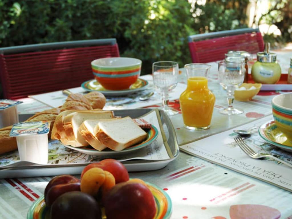 Bed and Breakfast Louminai Donzère Exterior foto