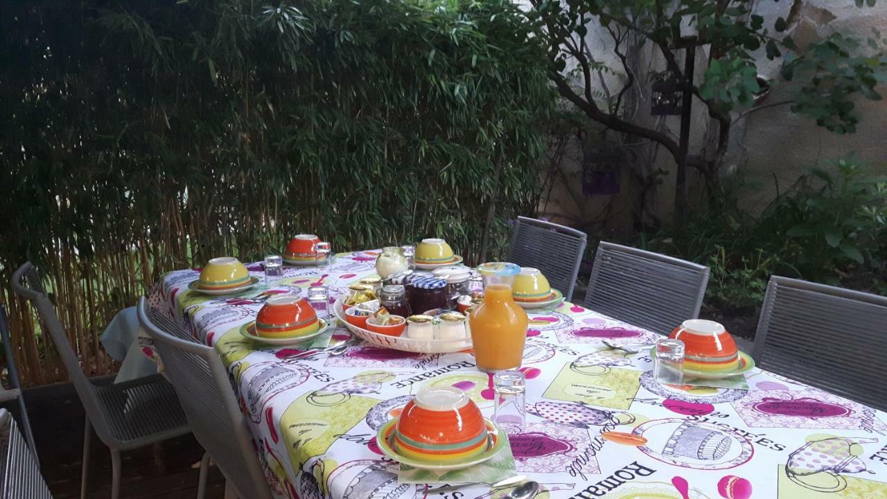 Bed and Breakfast Louminai Donzère Exterior foto